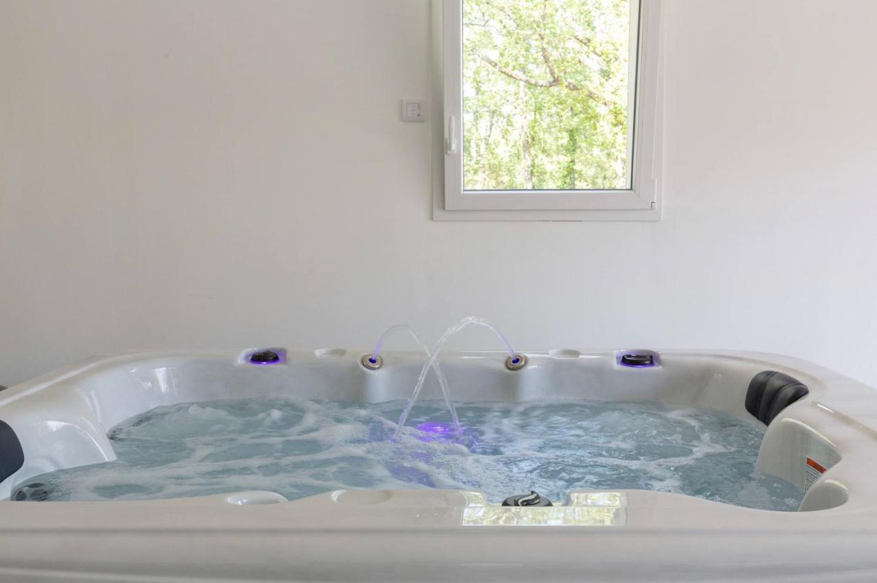 Superbe Villa Seillans La Grande Bastide Avec Piscine, Jardin, Climatisation Et Salle De Sport エクステリア 写真