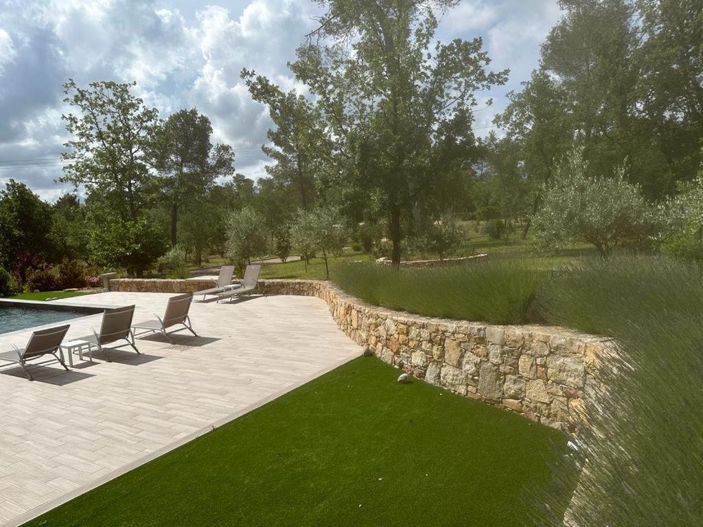 Superbe Villa Seillans La Grande Bastide Avec Piscine, Jardin, Climatisation Et Salle De Sport エクステリア 写真